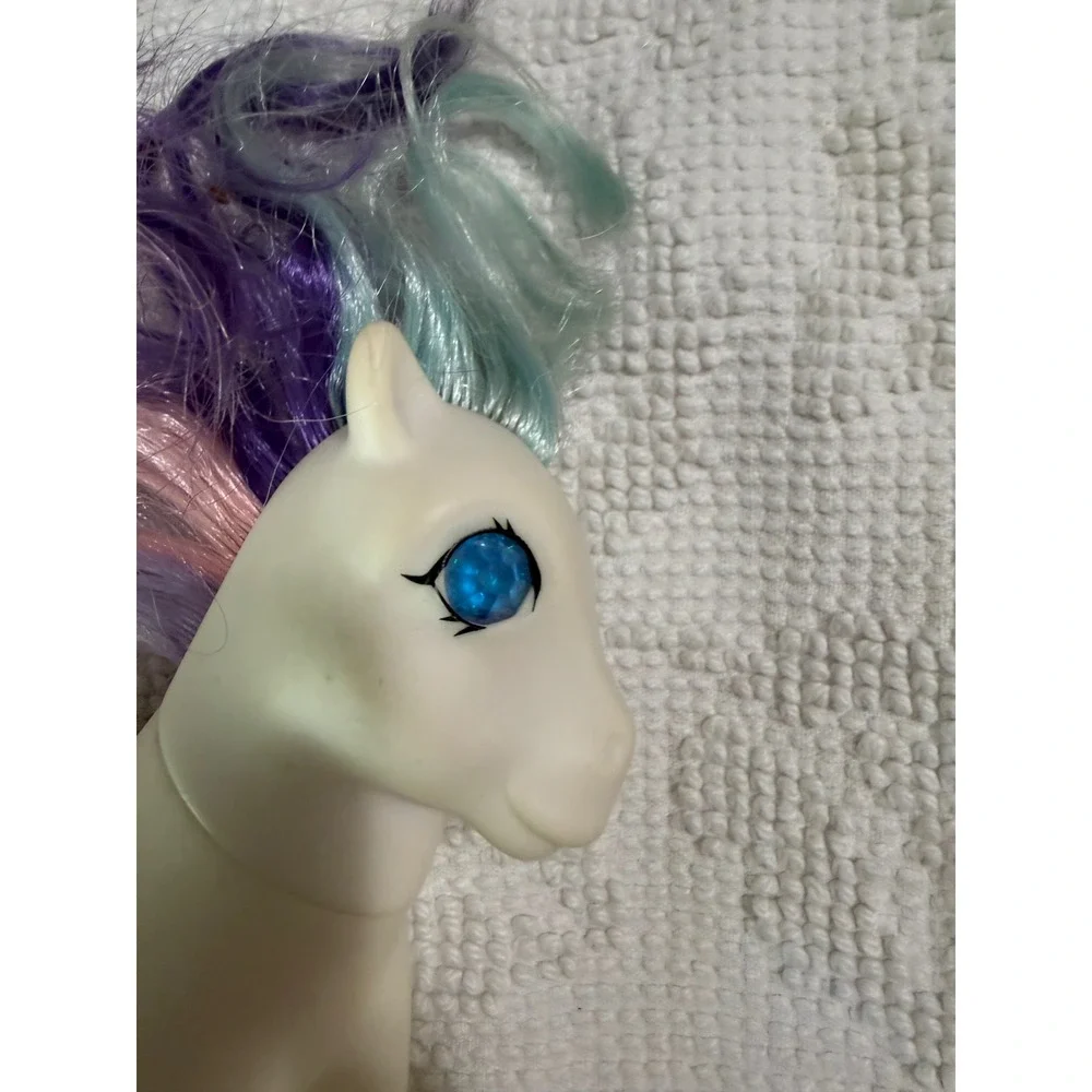 My Little Pony G3 Gingerbread White Jewel Eye Blue Gingerbread Man Cutie Mark